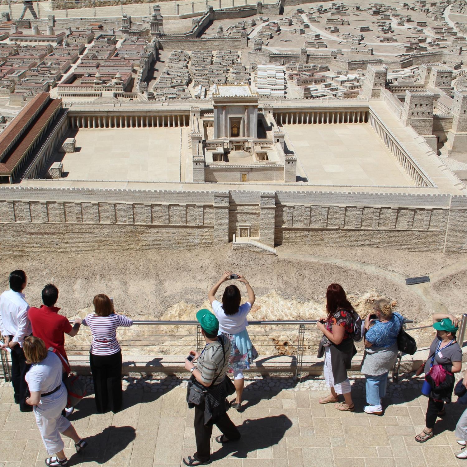 tourism-3287159